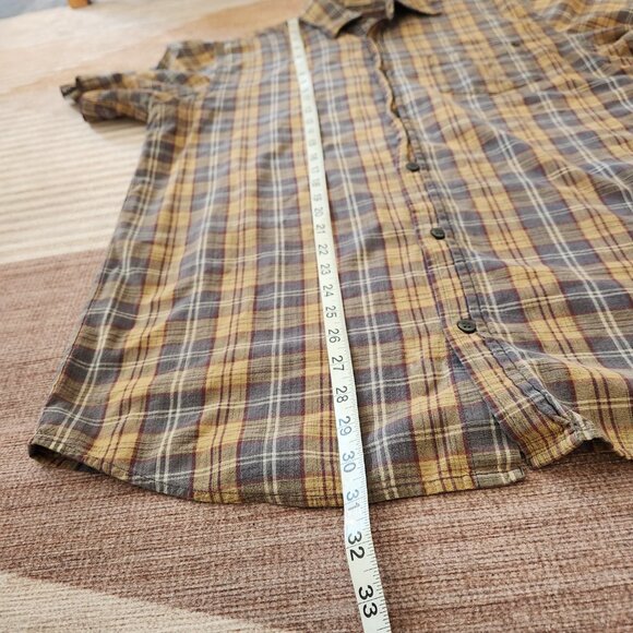 Ruff Hewn short-sleeved plaid button down shirt - Picture 5 of 5